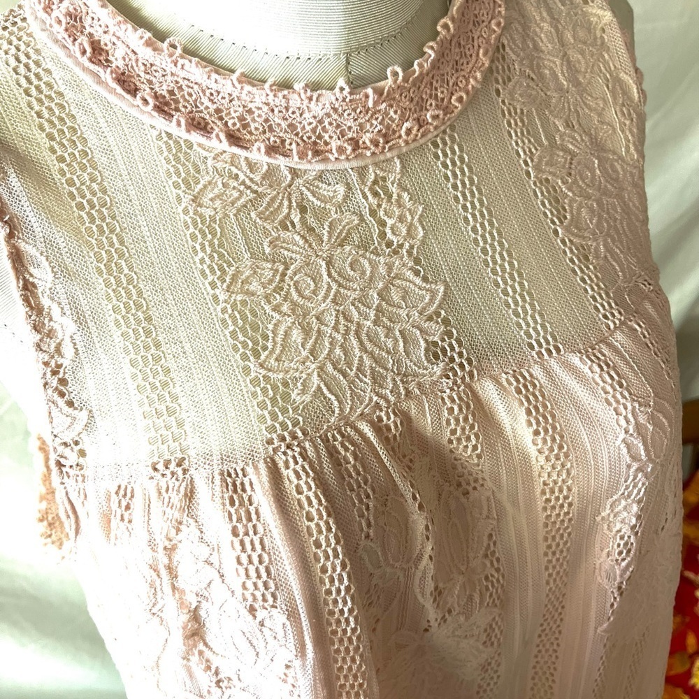 NOBO pastel Pink Lace Sleeveless Crew neck midi dress tunic dainty and feminine - Picture 2 of 6